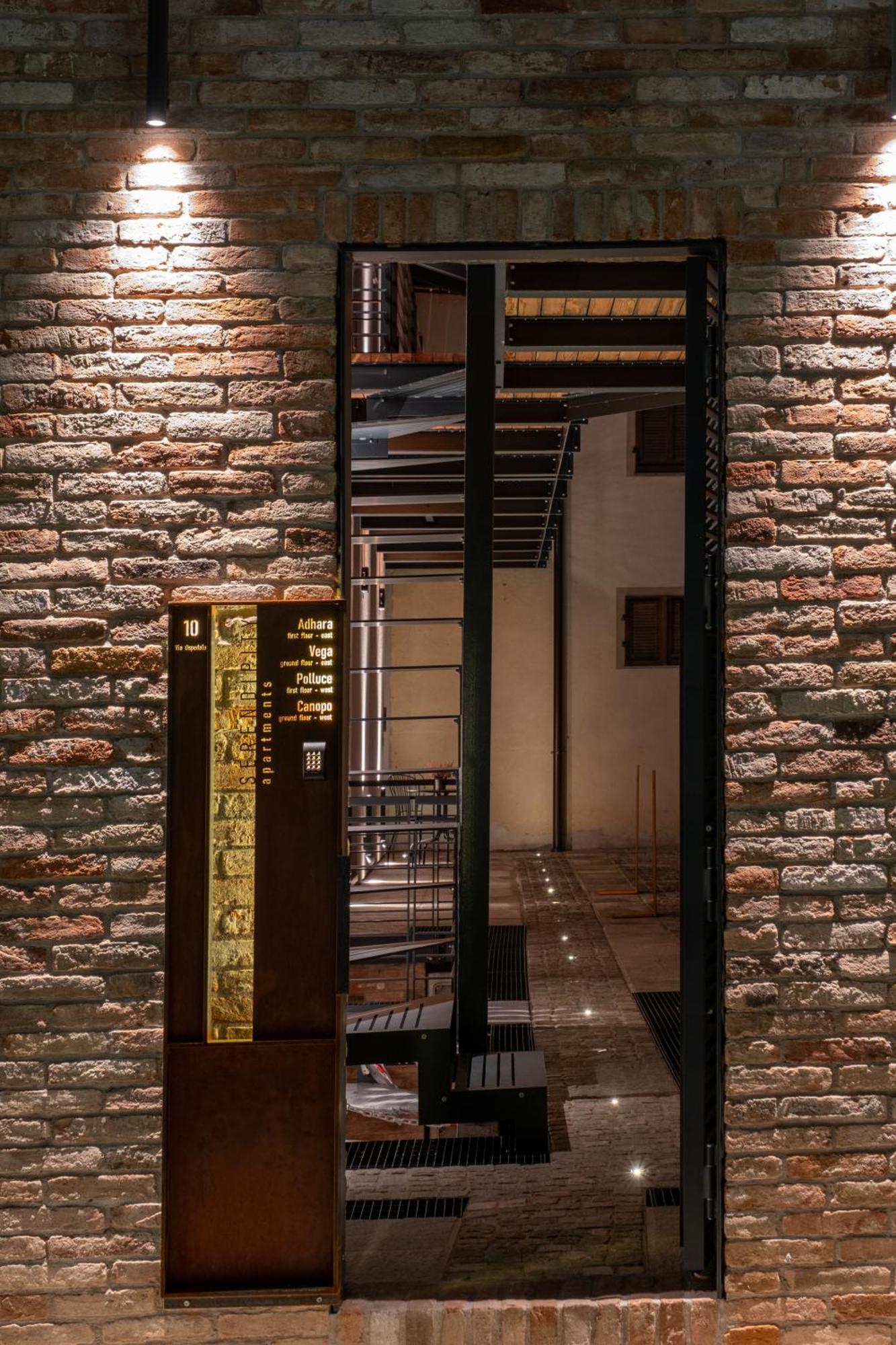 Serendipity Apartments 阿尔巴 外观 照片
