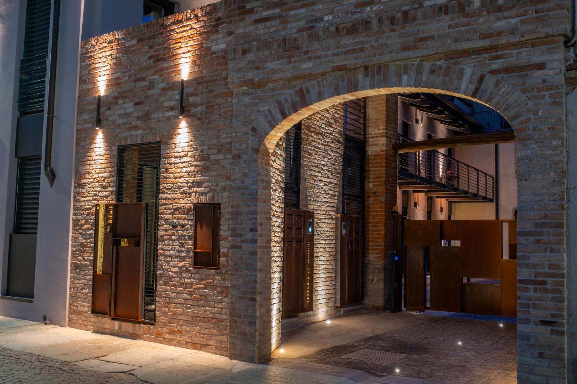 Serendipity Apartments 阿尔巴 外观 照片